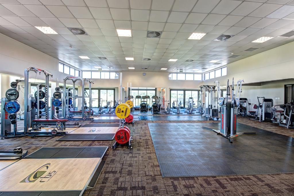 Royal Marang Hotel Phokeng Luaran gambar The gym at the National Institute of Sporting Performance